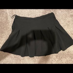 XL black skirt